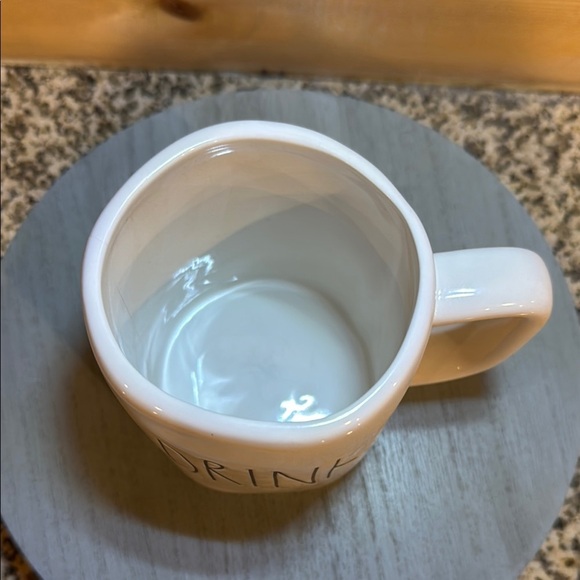 Rae Dunn White Ceramic Mug small crack shown in photos - Picture 2 of 6